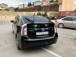 Toyota Prius-3