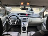 Toyota Prius-10