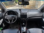 Hyundai Accent-9