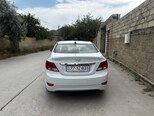 Hyundai Accent-7