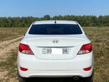 Hyundai Accent-3
