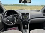 Hyundai Accent-4
