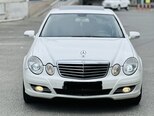 Mercedes E 220-1