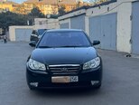 Hyundai Elantra-1