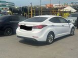 Hyundai Avante-8