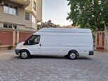Ford Transit-9