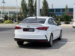 Hyundai Accent-4