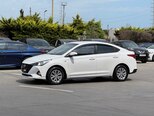 Hyundai Accent-11