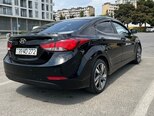 Hyundai Elantra-4