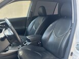 Toyota RAV4-16