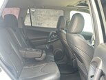 Toyota RAV4-9