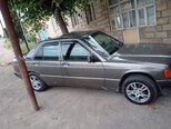 Mercedes 190-4
