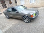 Mercedes 190-9
