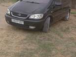Opel Zafira-1