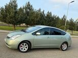 Toyota Prius-3