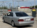 Mercedes E 200-4