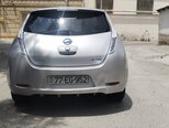 Nissan Leaf-9