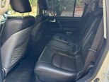 Toyota Land Cruiser-14