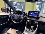 Toyota RAV4-12