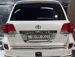 Toyota Land Cruiser-14