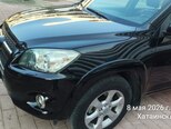 Toyota RAV4-4