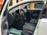 Volkswagen Polo-14
