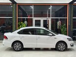 Volkswagen Polo-11