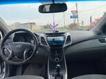 Hyundai Elantra-9