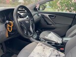 Hyundai Elantra-10