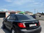 Kia Rio-5