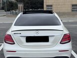 Mercedes E 300 d-9