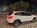 BMW X1-6