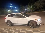 BMW X1-9