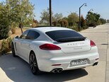 Porsche Panamera 4S-4