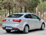 Kia Rio-10