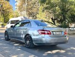 Mercedes E 220-10