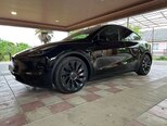 Tesla Model Y-11