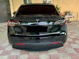 Tesla Model Y-7