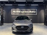 Hyundai Sonata-12
