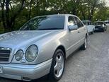 Mercedes E 240-3