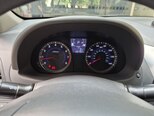 Hyundai Accent-11