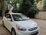 Hyundai Accent-2