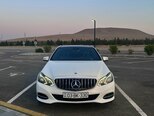 Mercedes E 220-3
