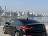 Hyundai Elantra-2