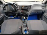 Kia Rio-11
