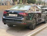 Volkswagen Jetta-5