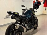 Suzuki GSR 750-4