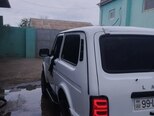 LADA (VAZ) Niva-18