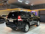 Toyota Land Cruiser Prado-6