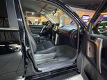 Toyota Land Cruiser Prado-17